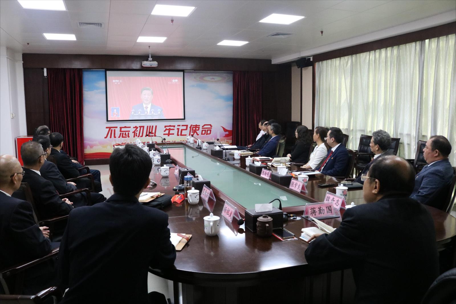 选2(1).jpg 选2(1).jpg