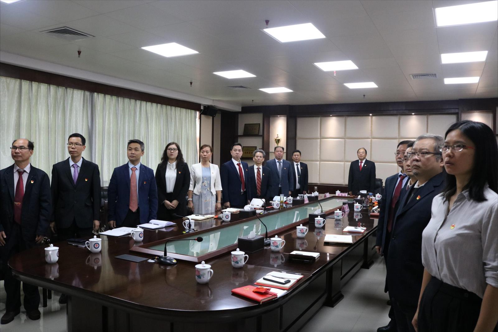 选1(1).jpg 选1(1).jpg