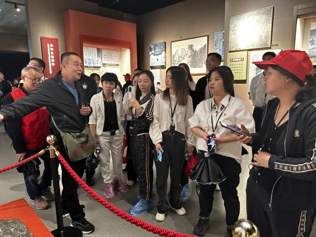 图片3.jpg 图片3.jpg