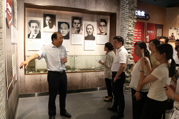 IMG_8129(750).jpg IMG_8129(750).jpg