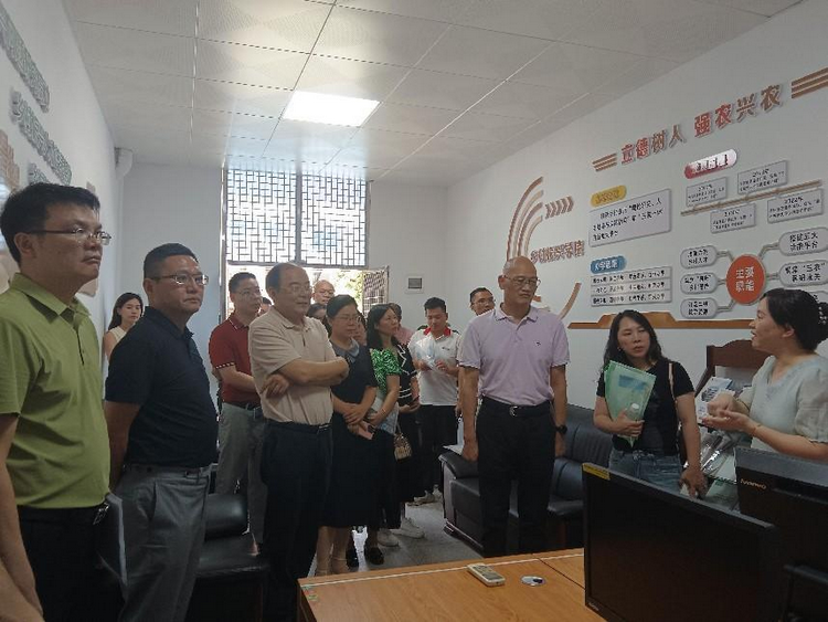 图片4.png 图片4.png